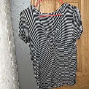 american eagle low cut short sleeve